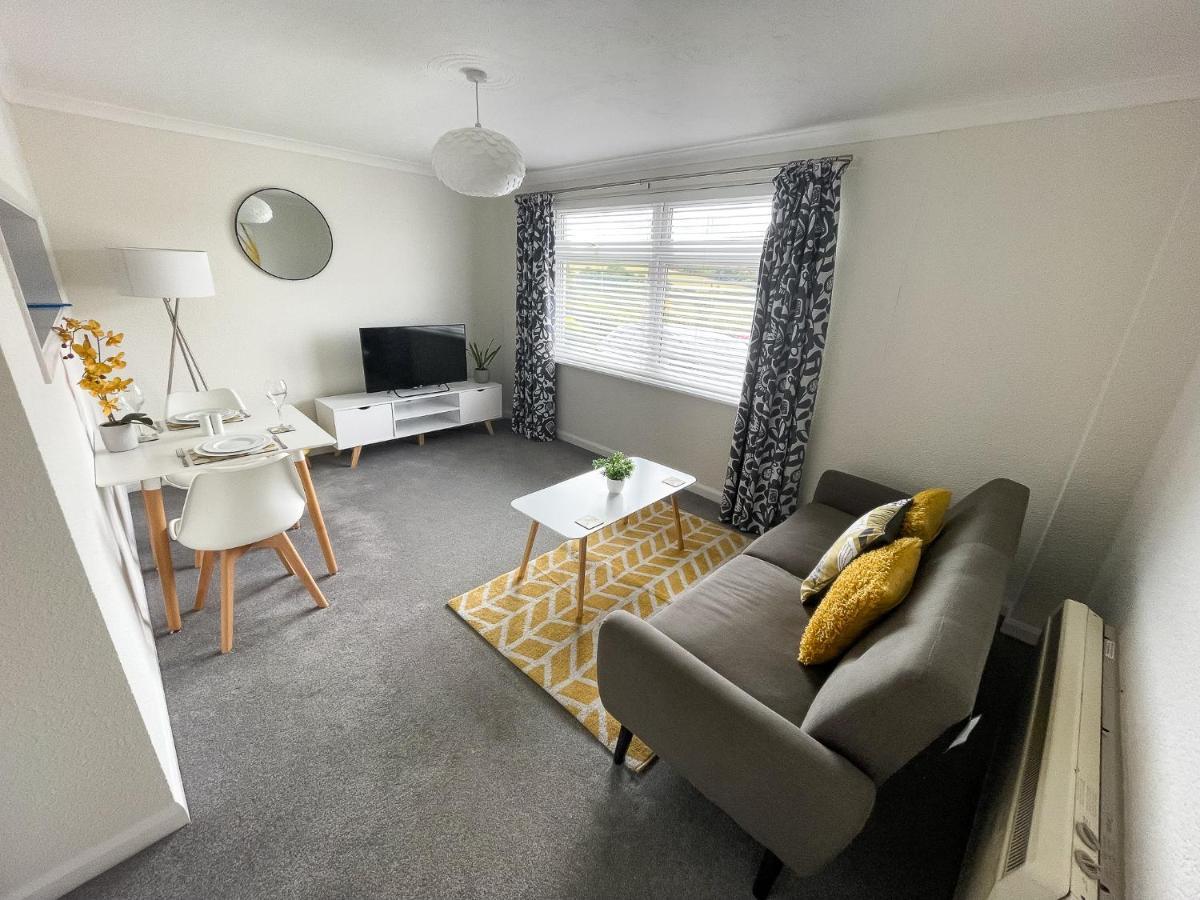 1 Chatsworth Riverscape Apartments - Riverview Apartment In Great Location With Free Parking Overlooking The Gannel Just A Short Walk From Newquays Incredible Beaches And Local Amenities New Quay Εξωτερικό φωτογραφία