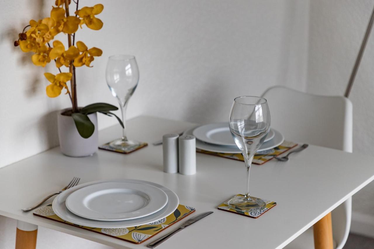 1 Chatsworth Riverscape Apartments - Riverview Apartment In Great Location With Free Parking Overlooking The Gannel Just A Short Walk From Newquays Incredible Beaches And Local Amenities New Quay Εξωτερικό φωτογραφία
